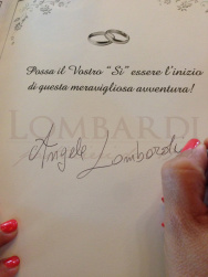 Angela Lombardi firma il sì...